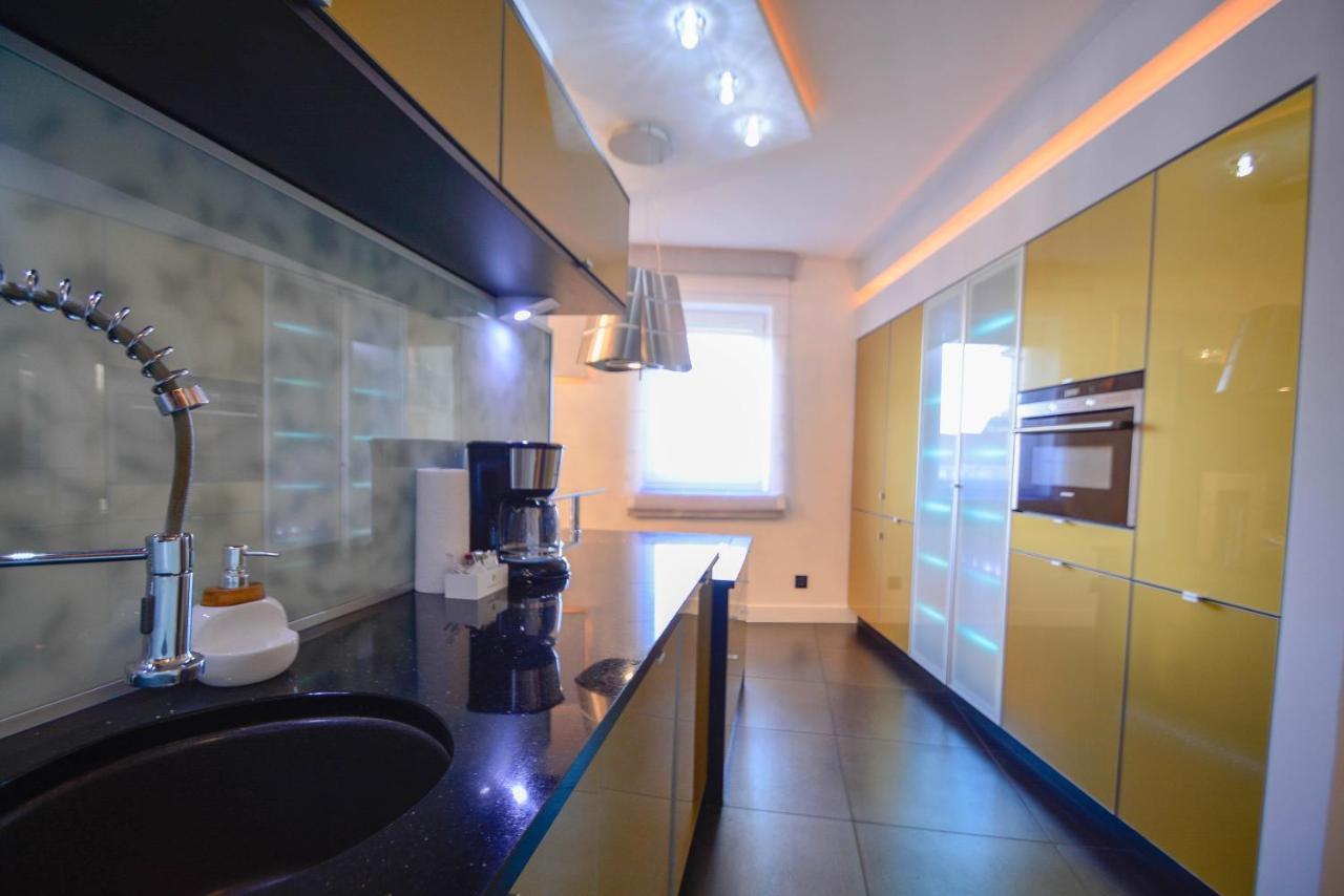 Apartamenty Bryza - Chelmonskiego - Parking - Centrum Świnoujście Esterno foto