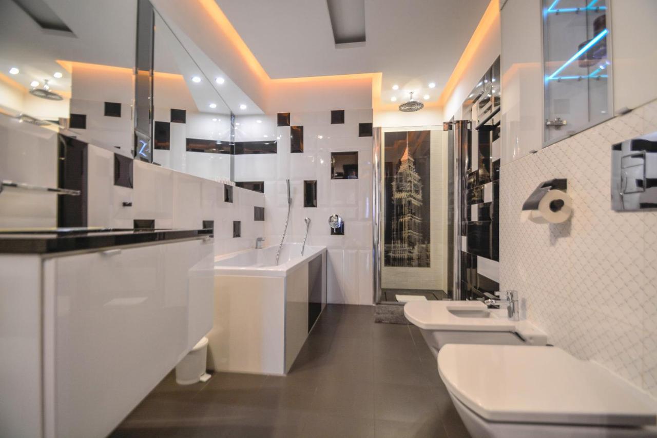 Apartamenty Bryza - Chelmonskiego - Parking - Centrum Świnoujście Esterno foto