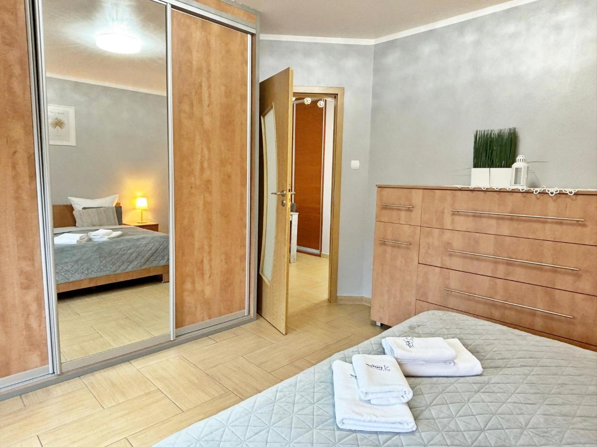 Apartamenty Bryza - Chelmonskiego - Parking - Centrum Świnoujście Esterno foto
